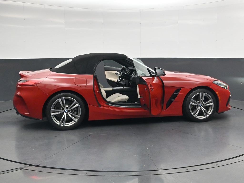 Used 2019 BMW Z4 sDrive30i w/ M Sport Package RWD image 33