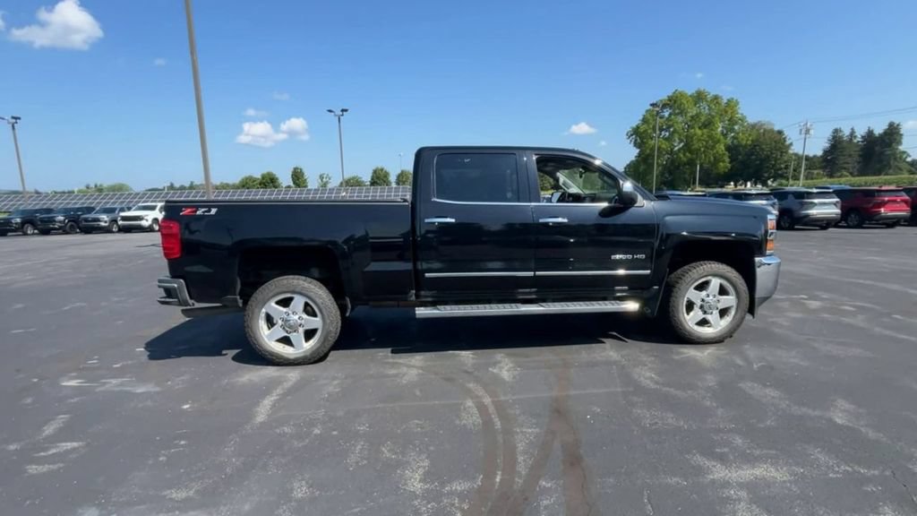 Used 2019 Chevrolet Silverado 2500 LTZ w/ LTZ Plus Package AWD/4WD image 9
