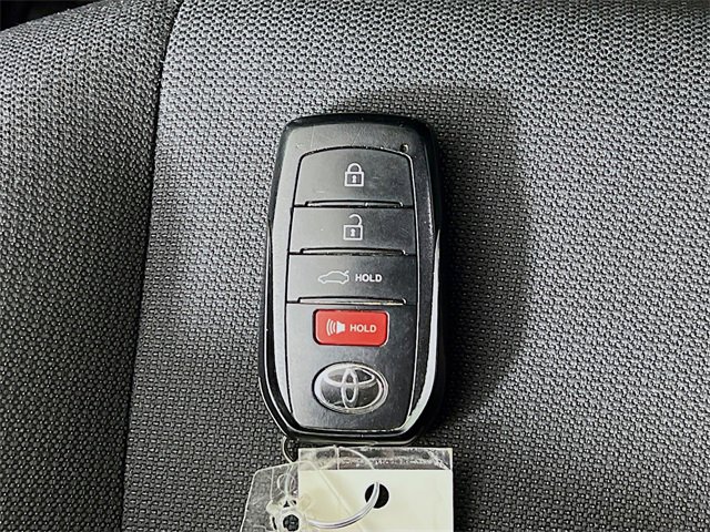 Used 2024 Toyota Corolla SE image 18