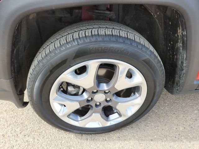 Used 2019 Jeep Compass Limited image 40