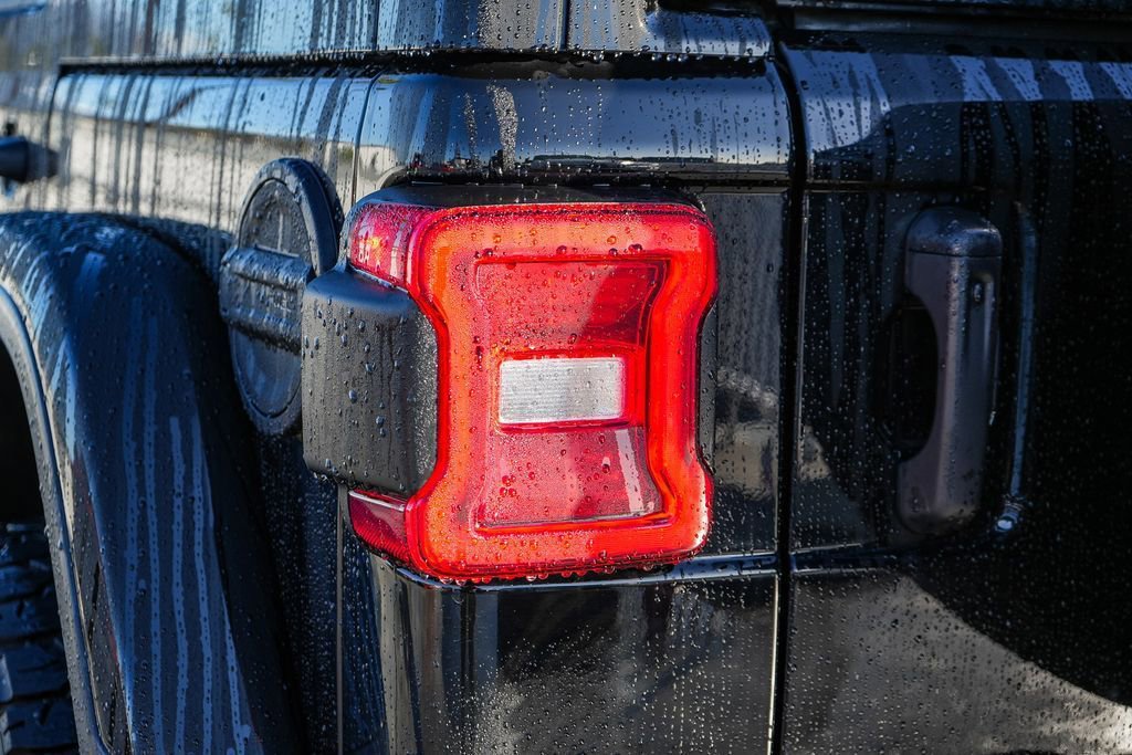 Used 2023 Jeep Wrangler Unlimited Rubicon 392 w/ Trailer Tow Package image 10