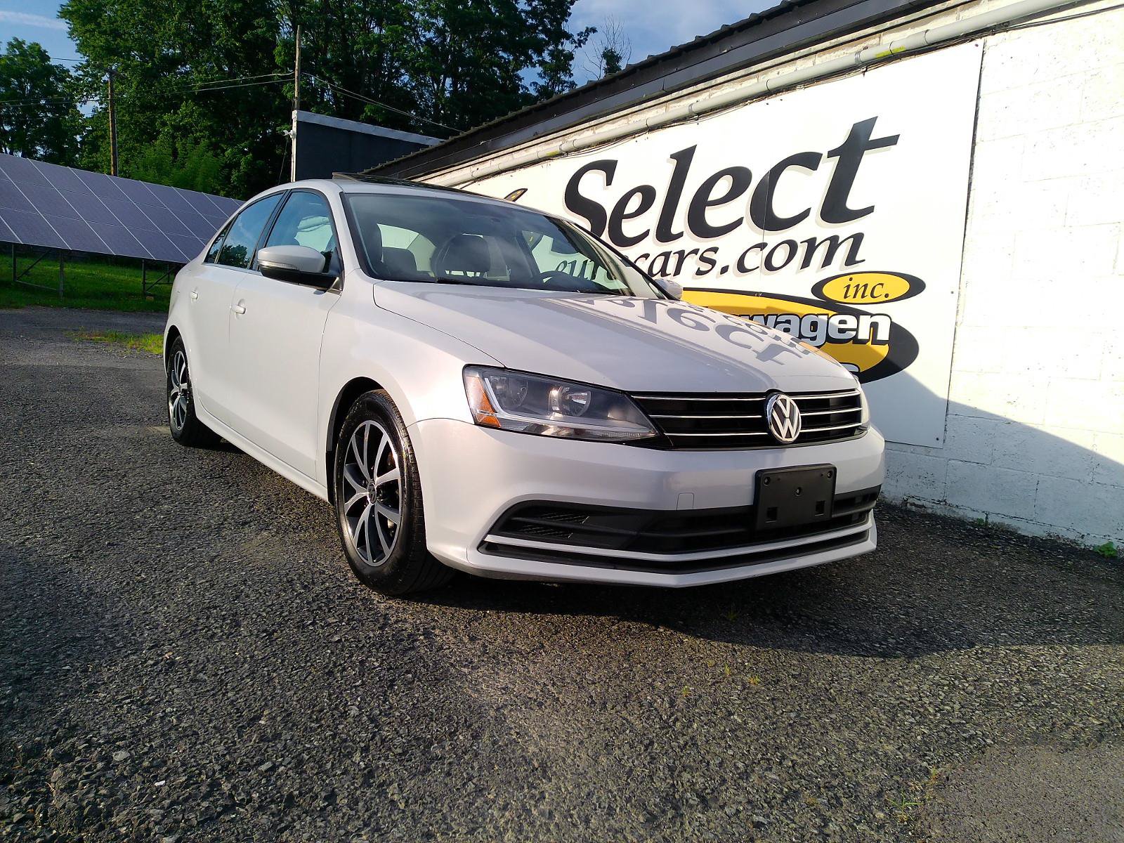 Used 2017 Volkswagen Jetta SE FWD video 1