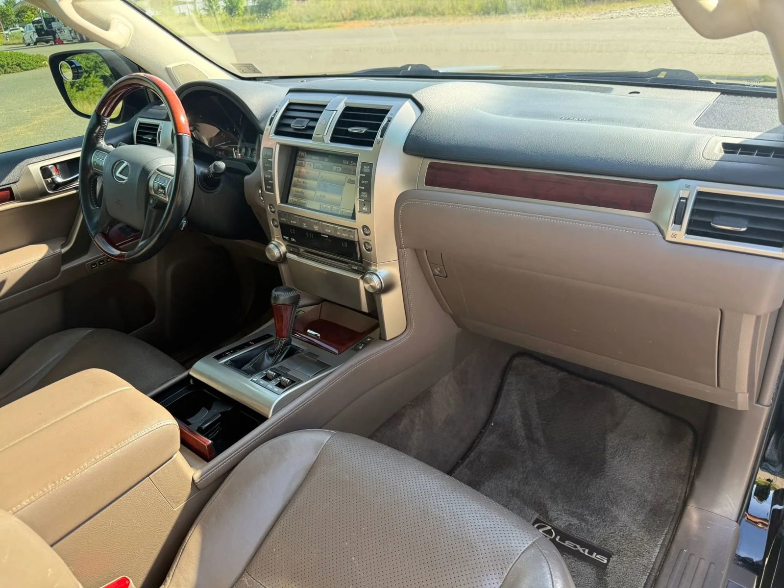Used 2010 Lexus GX 460 AWD/4WD image 14