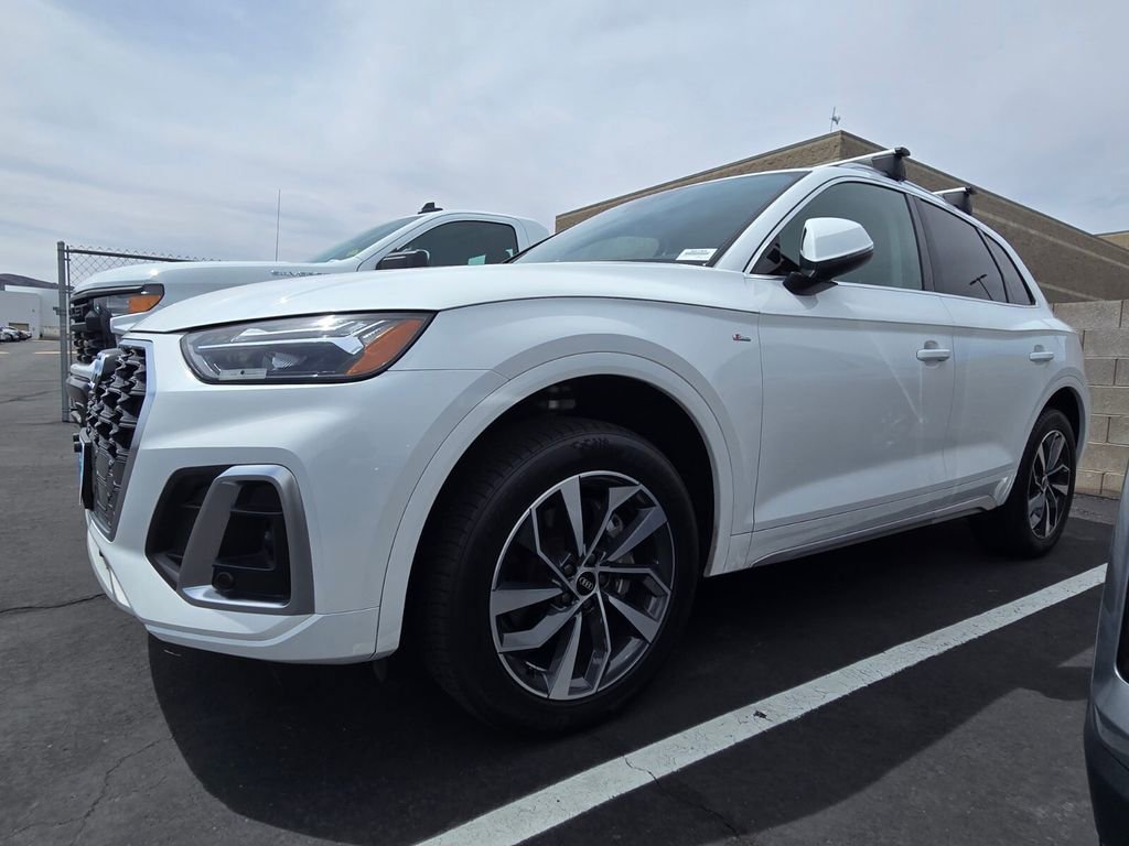 Used 2022 Audi Q5 2.0T Premium Plus image 2