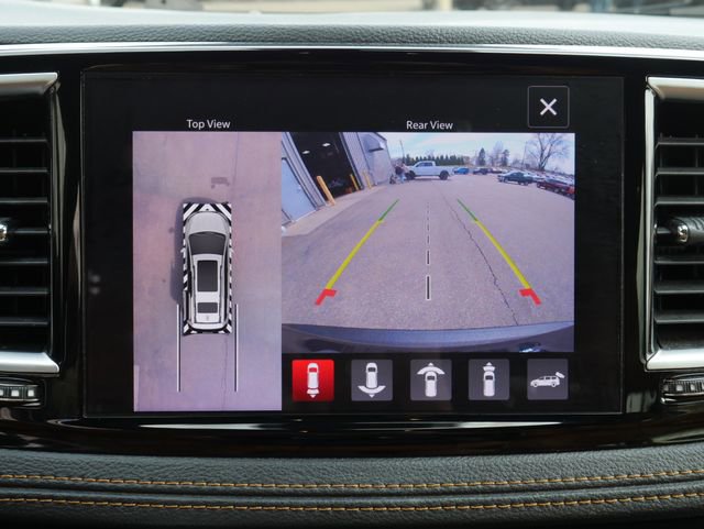 Used 2021 Chrysler Pacifica Pinnacle AWD/4WD image 8