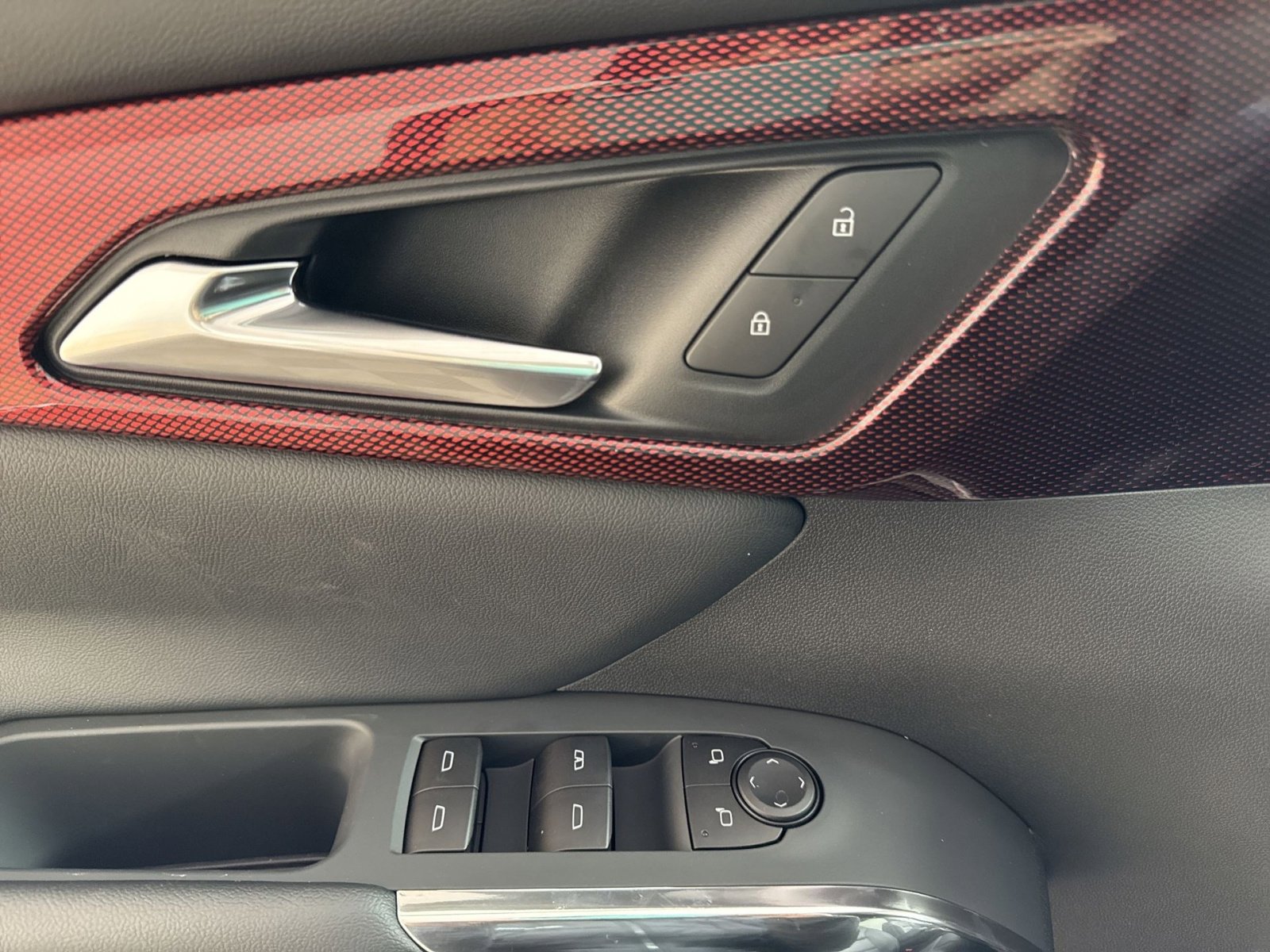 New 2026 Chevrolet Traverse Z71 w/ Enhanced Driving Package image 15