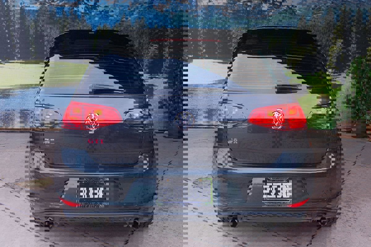 Used 2017 Volkswagen GTI Sport image 5