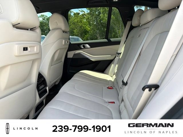 Used 2022 BMW X5 sDrive40i w/ M Sport Package RWD image 13