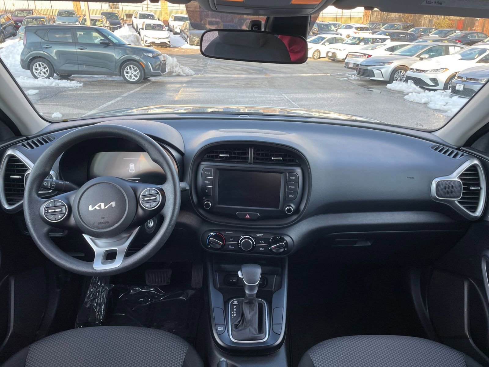 Used 2025 Kia Soul LX w/ LX Technology Package image 31