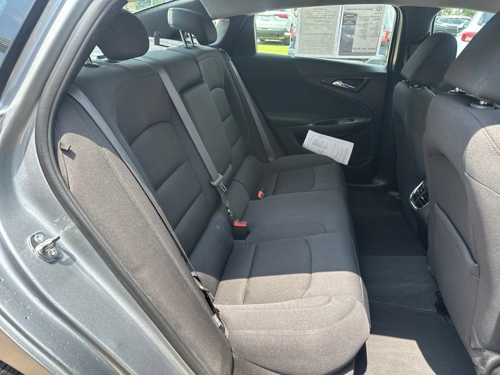 Used 2023 Chevrolet Malibu LT FWD image 18