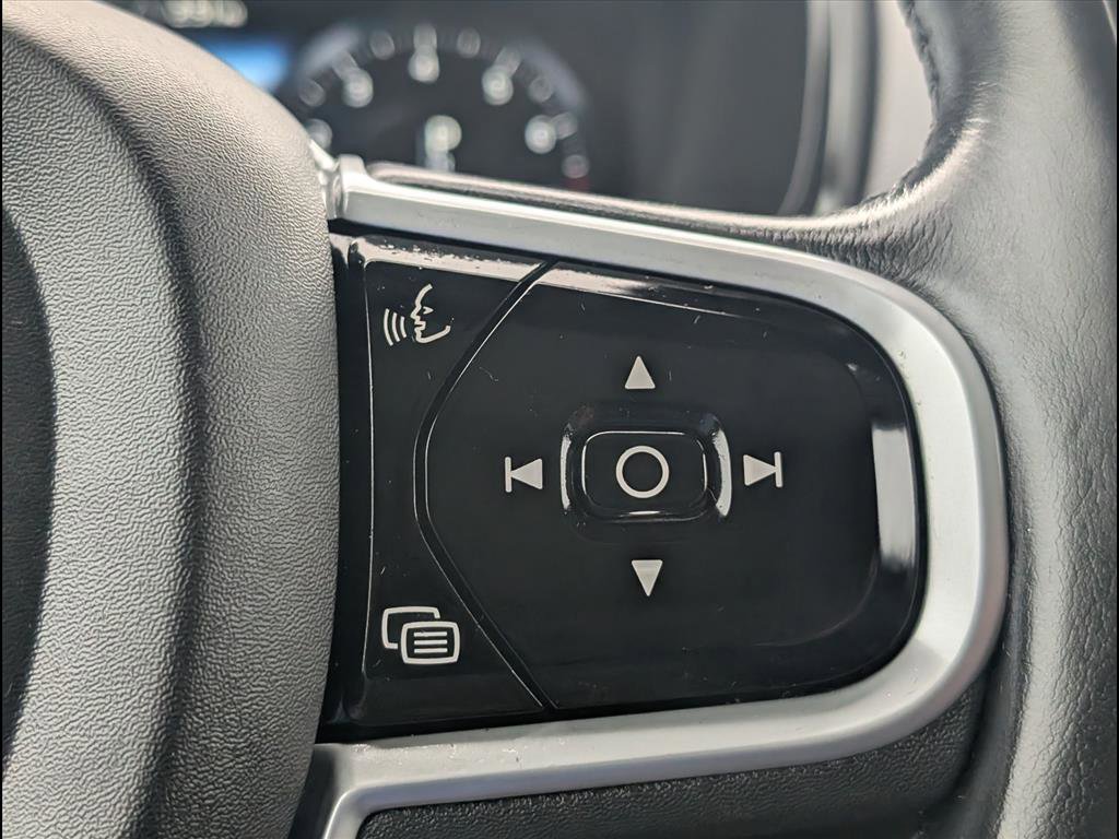 Used 2021 Volvo XC90 T6 Inscription w/ Advanced Package image 19