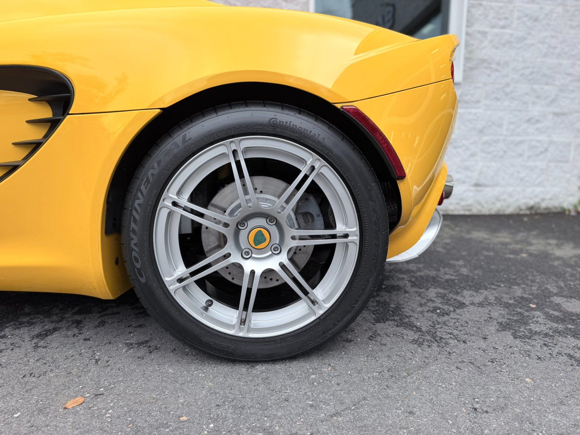 Used 2006 Lotus Elise RWD image 39