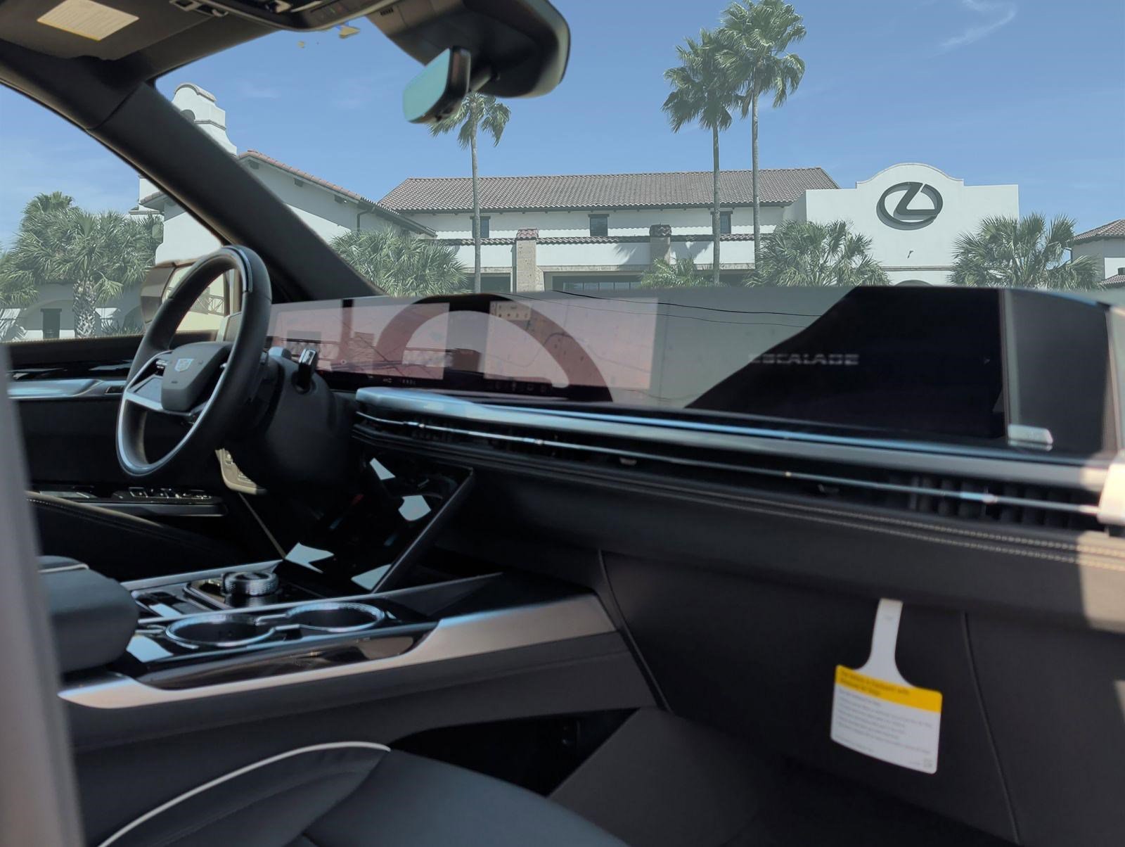 Used 2026 Cadillac Escalade ESV Sport w/ LPO, ONYX Package image 29
