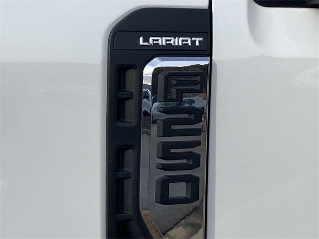 Used 2024 Ford F250 Lariat w/ Lariat Ultimate Package image 11