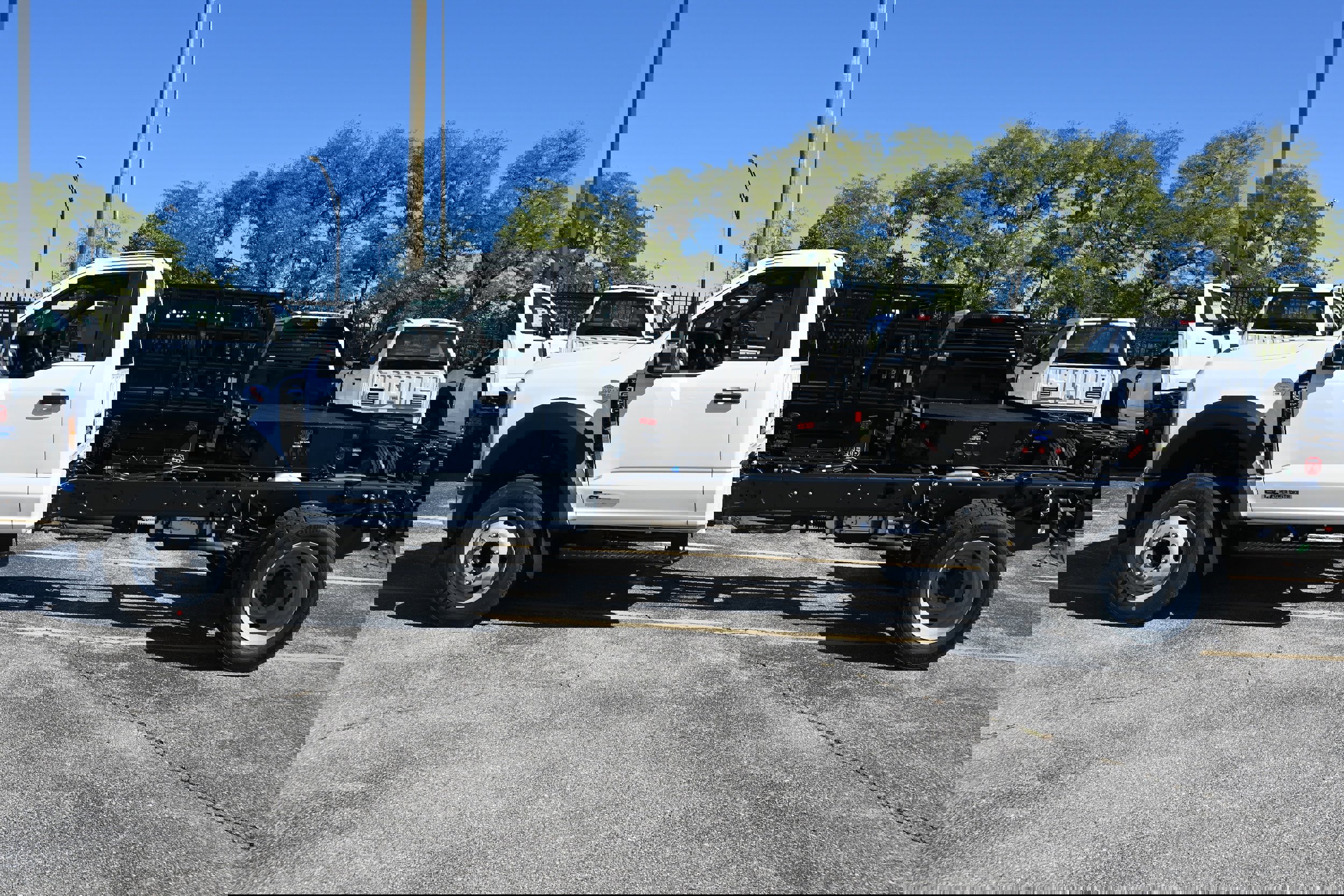 New 2026 Ford F550 2WD Regular Cab Super Duty image 3