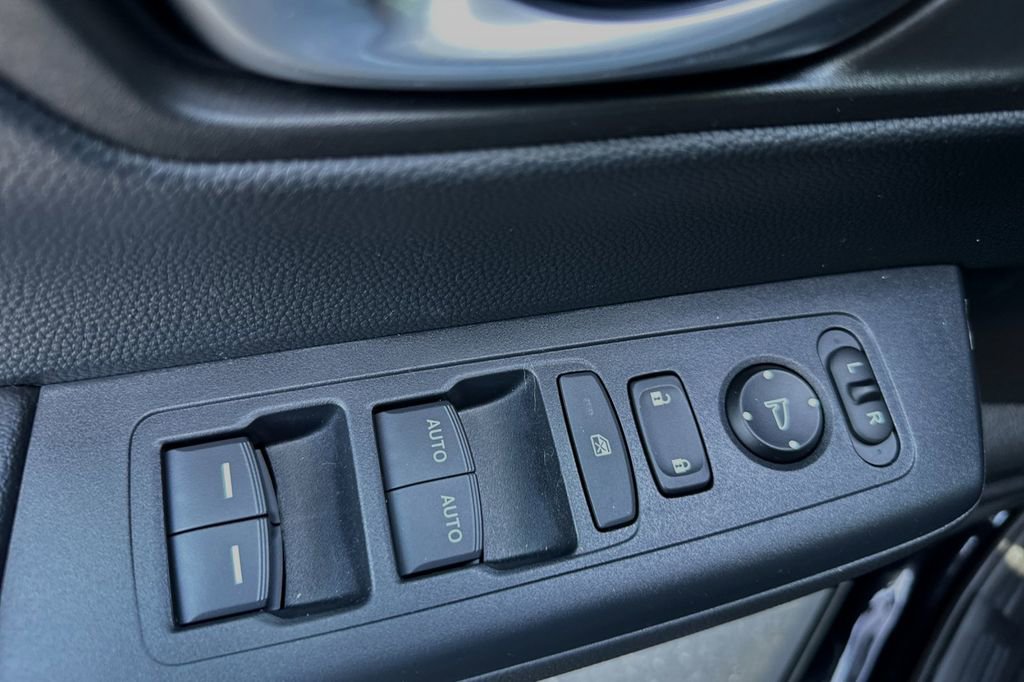 Certified 2024 Honda CR-V EX image 6
