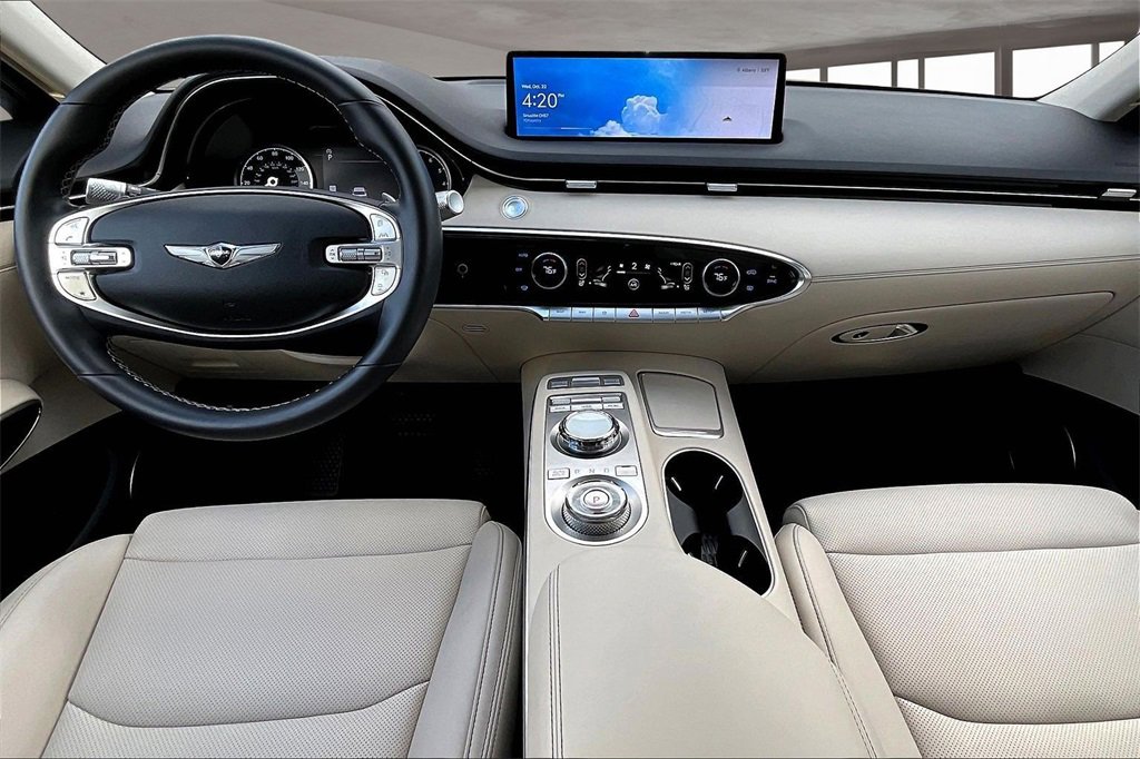 Used 2025 Genesis GV70 2.5T image 7