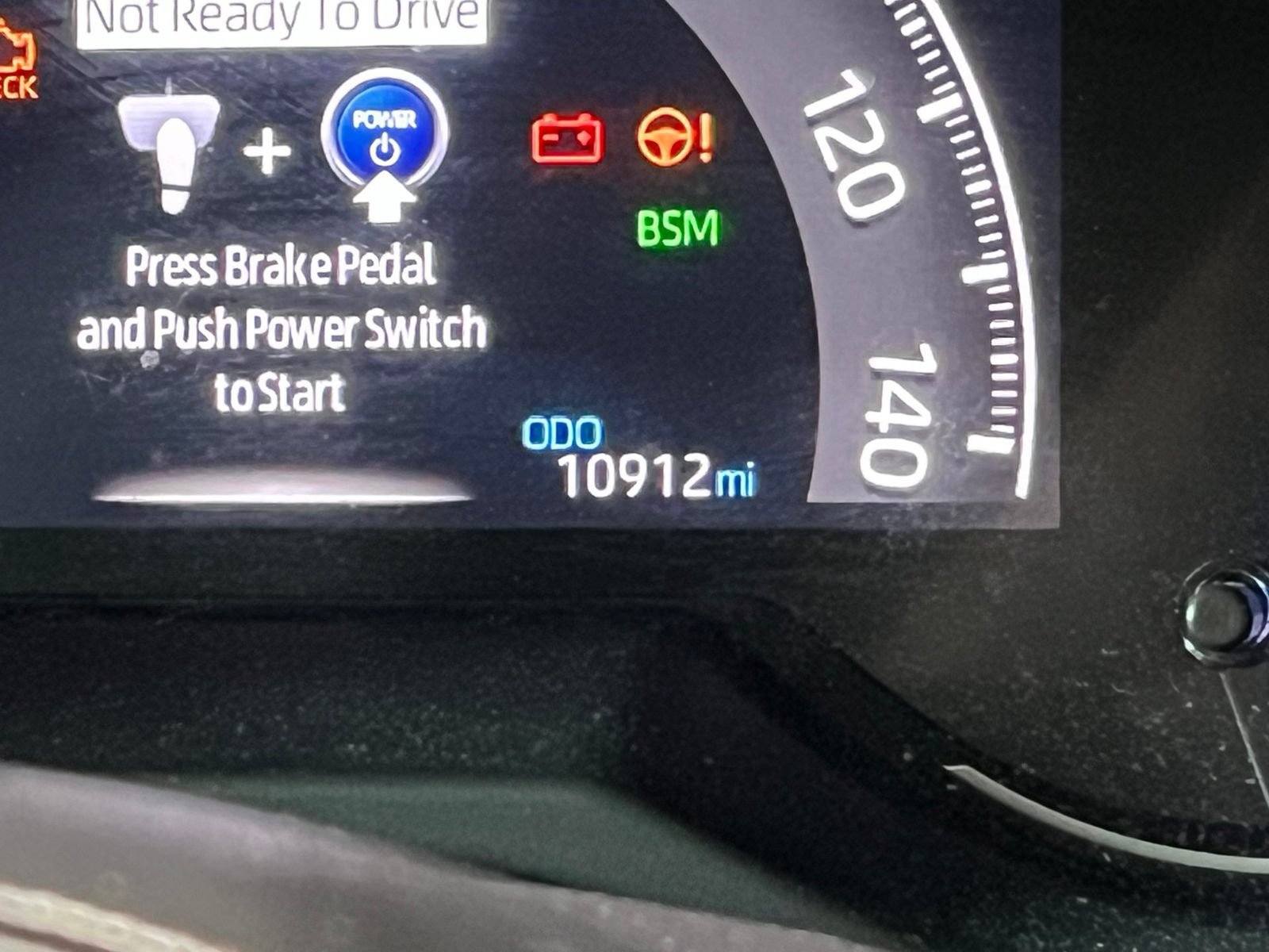Used 2023 Toyota RAV4 XLE AWD/4WD image 29