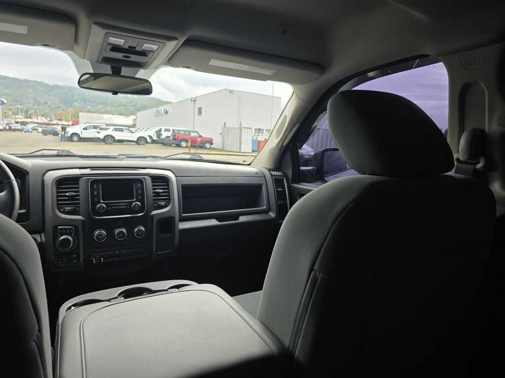 Used 2019 RAM 1500 Express w/ Express Value Package AWD/4WD image 14