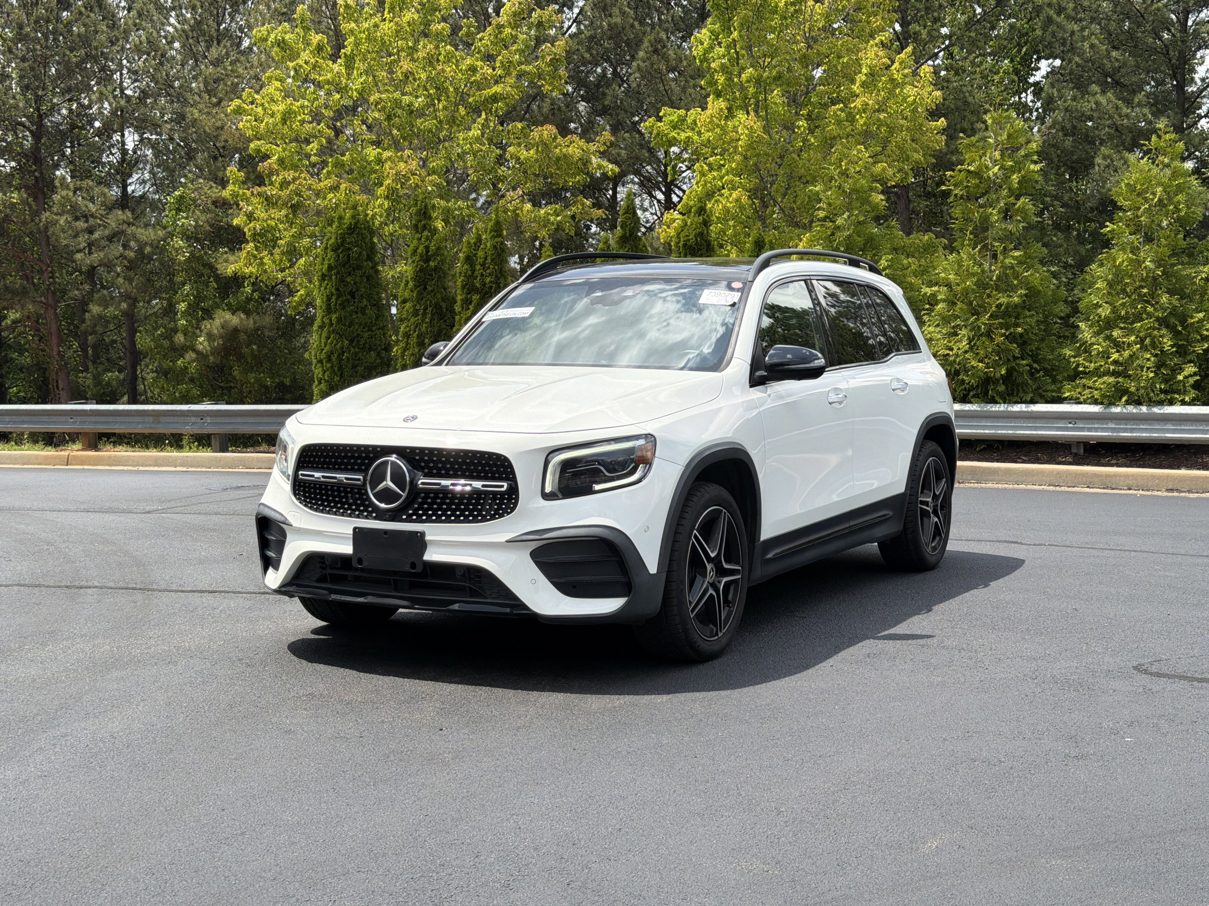 Used 2020 Mercedes-Benz GLB 250 4MATIC image 13