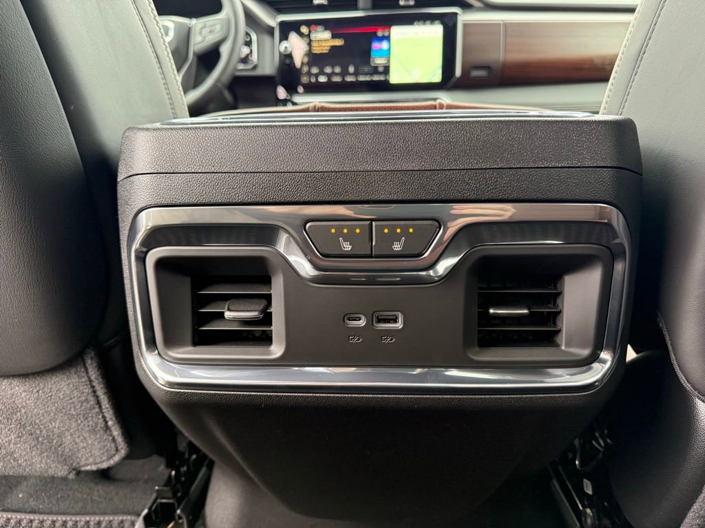 New 2026 GMC Sierra 1500 Denali Ultimate w/ LPO, Black Badging Package image 14