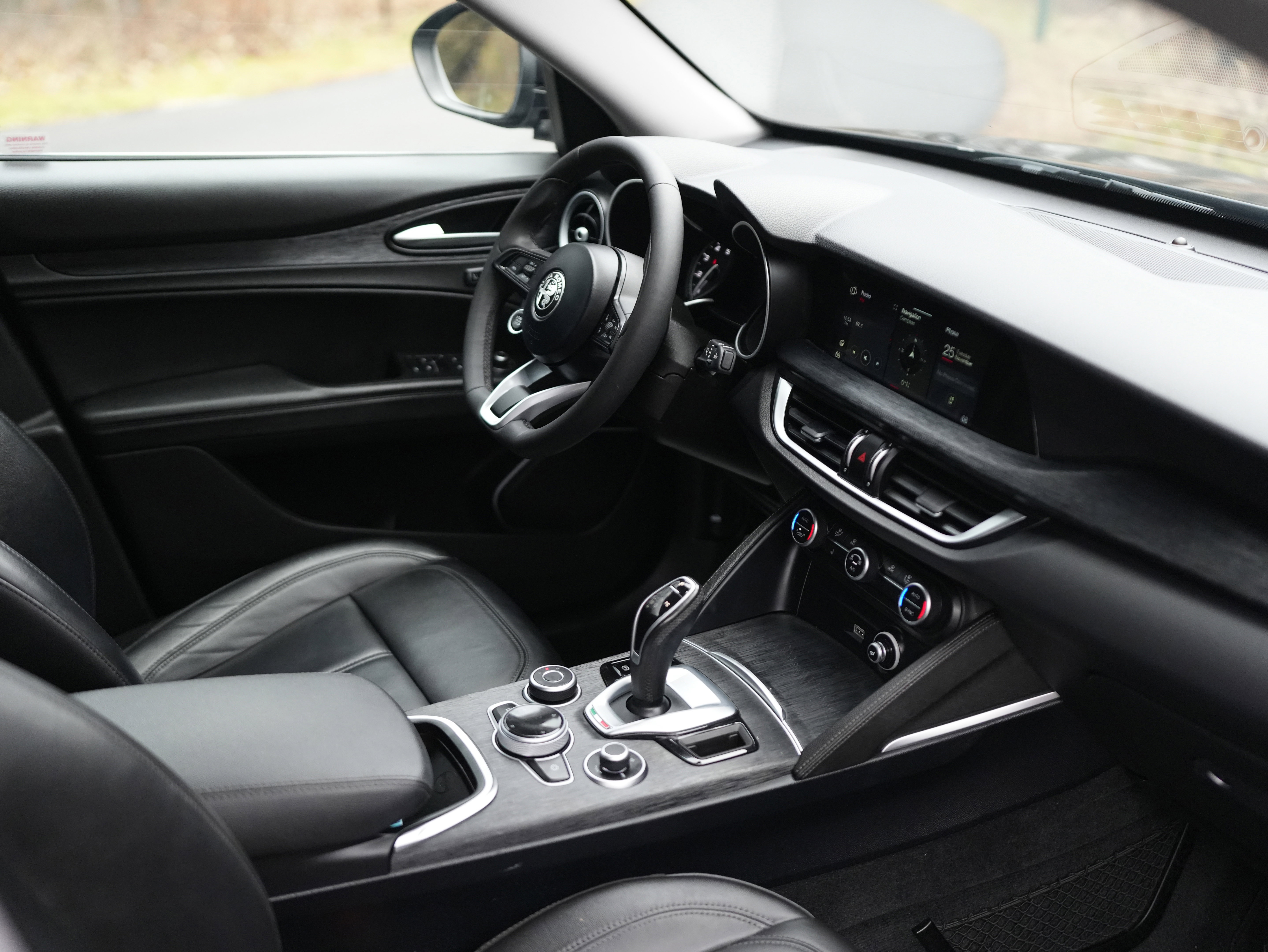 Used 2020 Alfa Romeo Stelvio Sport w/ Cold Weather Package image 19