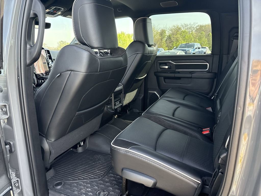 Used 2025 RAM 3500 Laramie w/ Night Edition image 32
