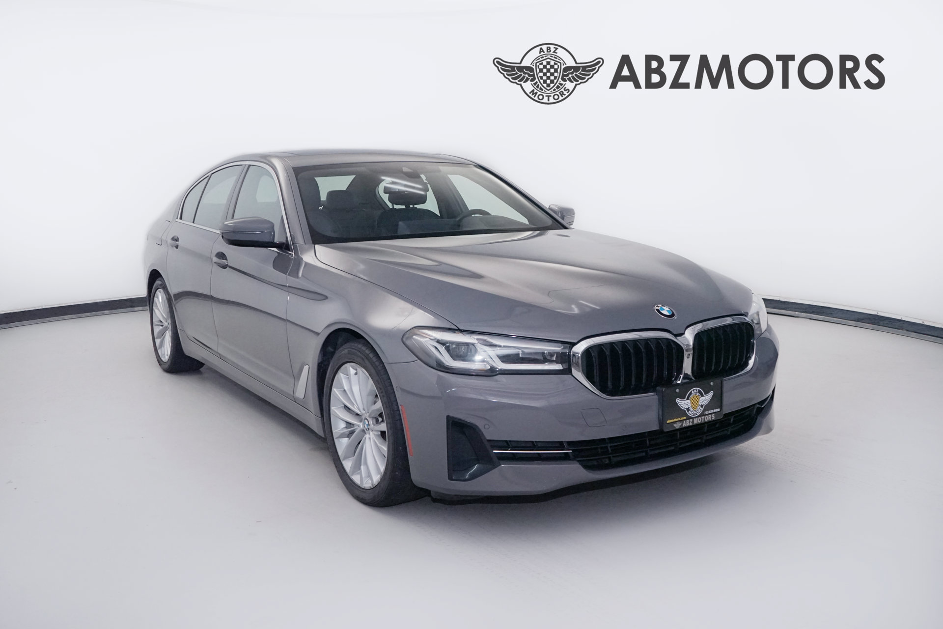 Used 2021 BMW 530i xDrive w/ Premium Package AWD/4WD image 1