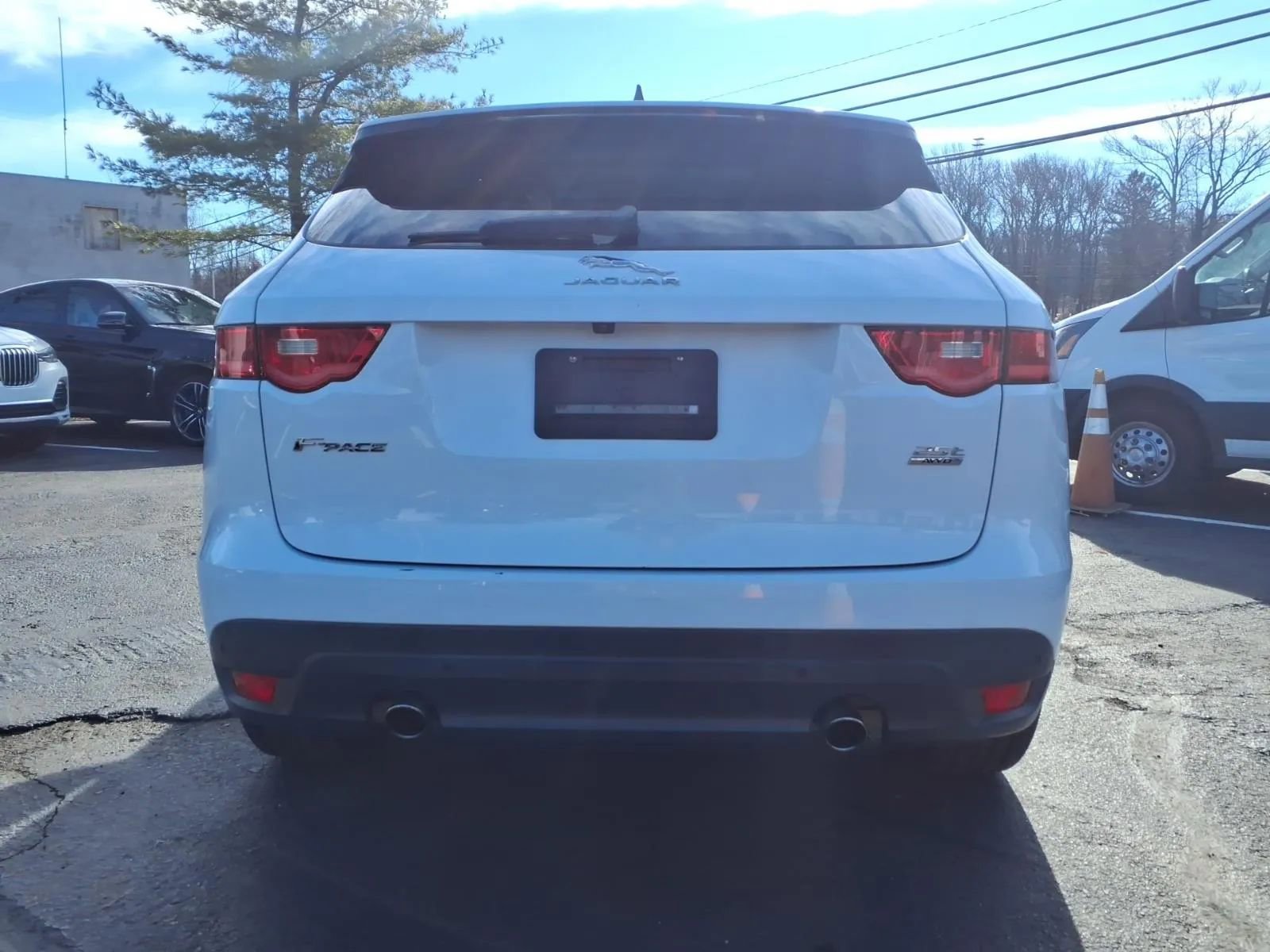 Used 2020 Jaguar F-PACE Premium image 4