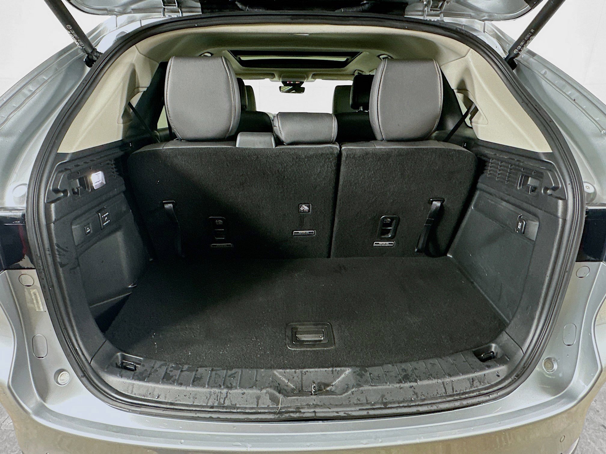 Used 2024 MAZDA CX-90 Plug-In Hybrid w/ Premium Pkg AWD/4WD image 31