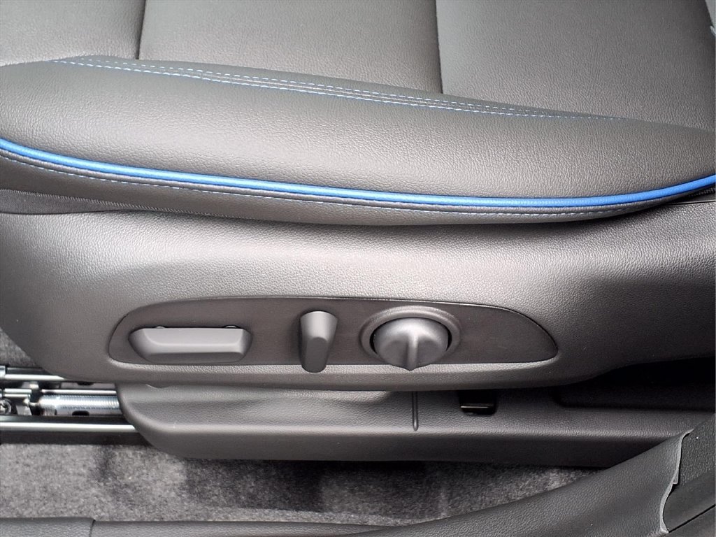 New 2026 Buick Envista Sport Touring w/ Convenience I Package FWD image 14
