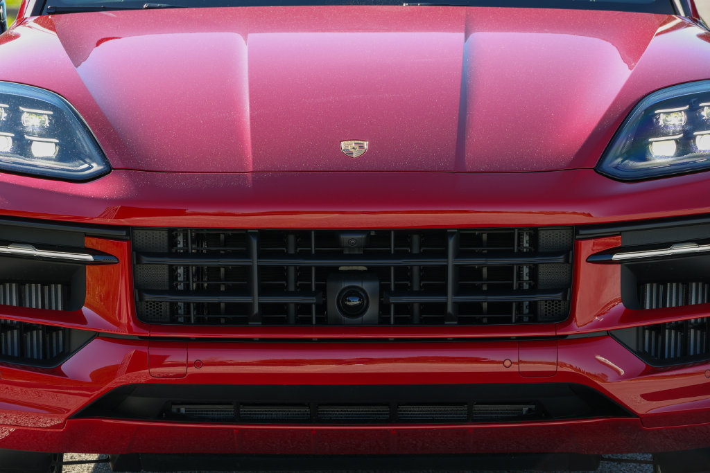 New 2026 Porsche Cayenne GTS AWD/4WD image 21