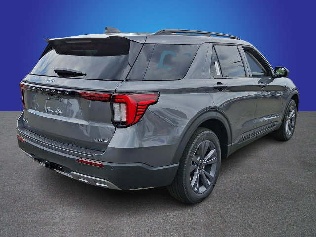 New 2026 Ford Explorer Active w/ Active Comfort Package AWD/4WD image 3