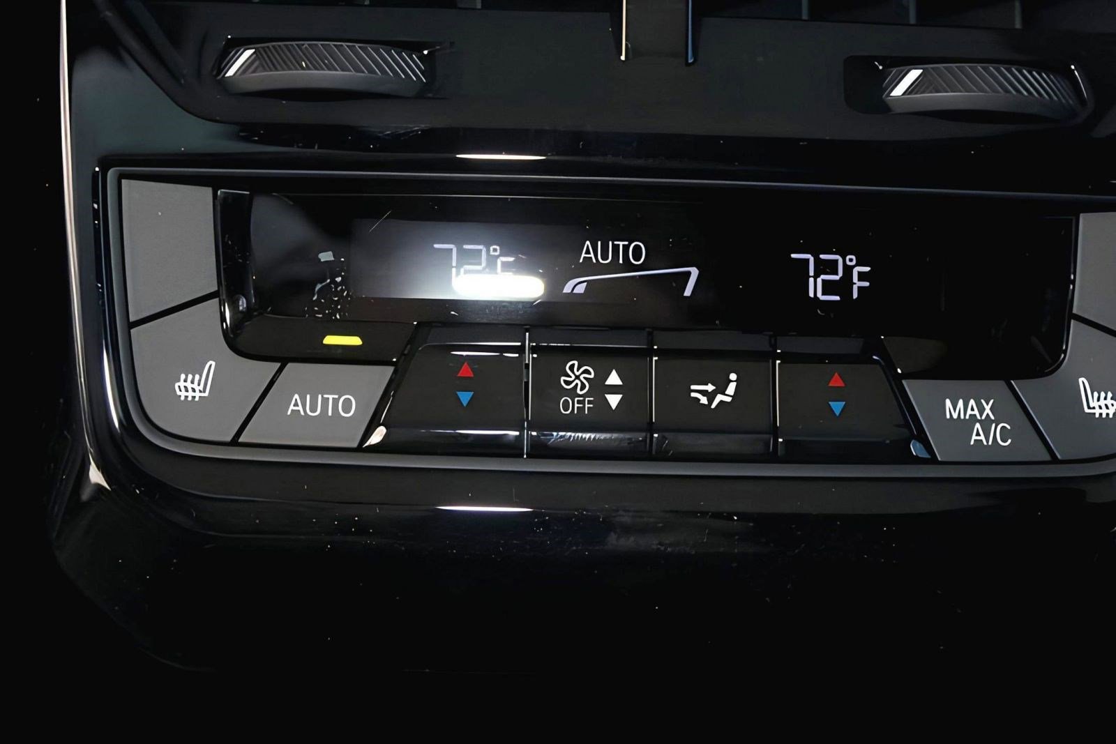 Used 2025 BMW iX M60 image 15