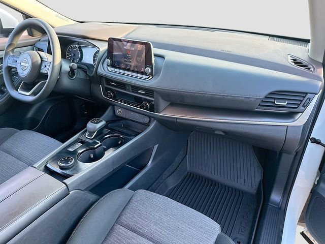Used 2023 Nissan Rogue SV AWD/4WD image 28