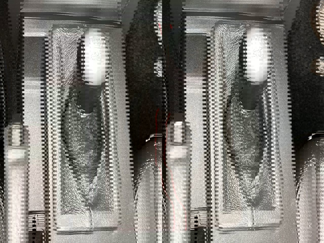 Used 2007 Ford Mustang Shelby GT500 image 17