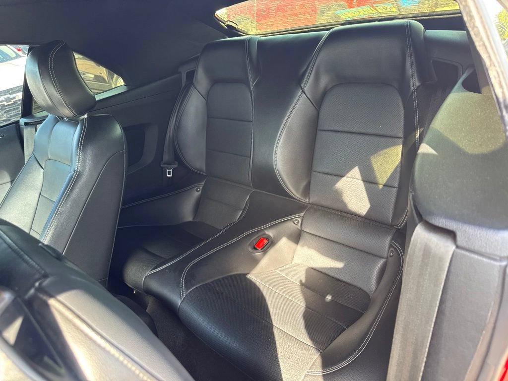Used 2018 Ford Mustang Premium RWD image 9