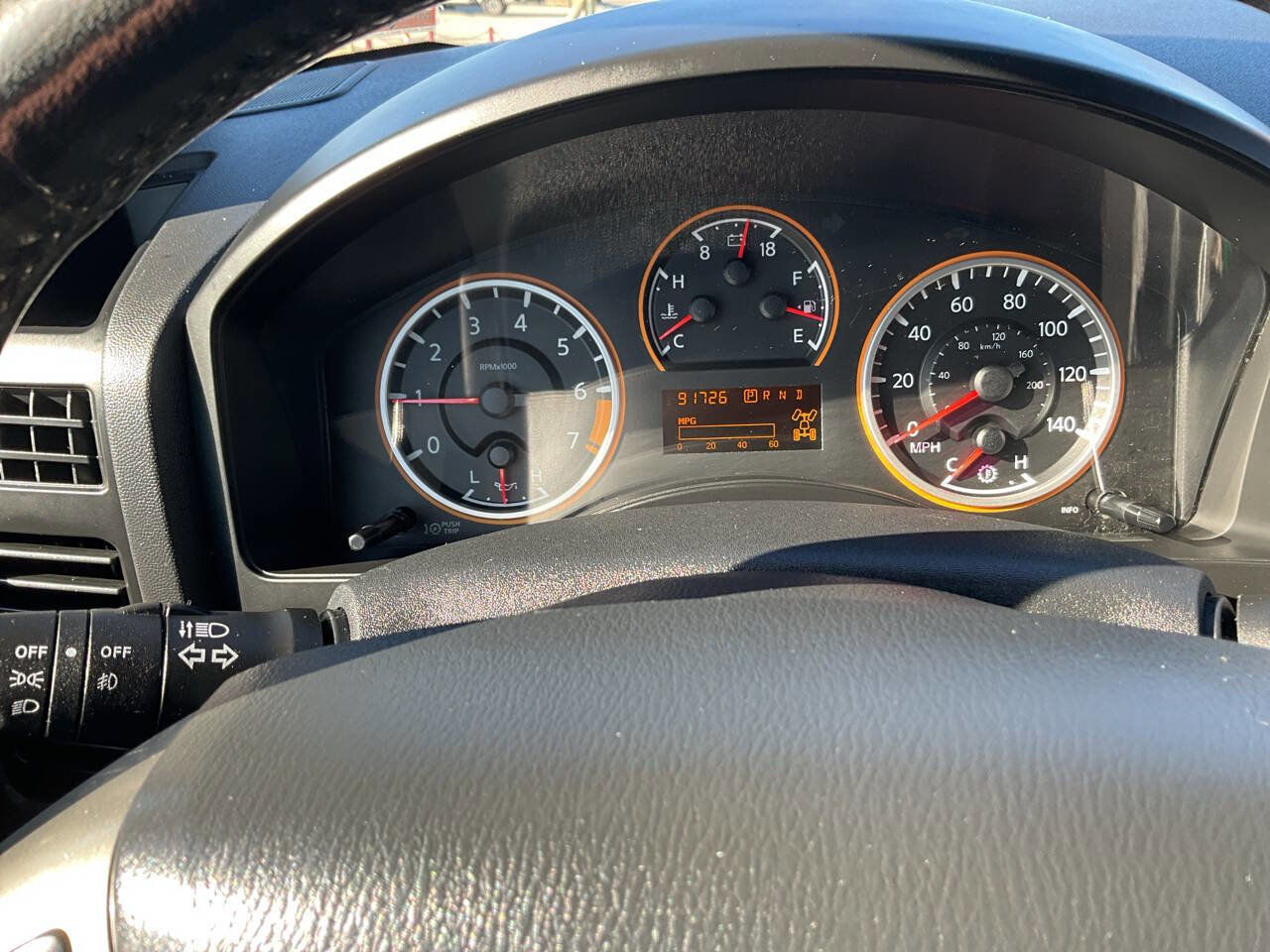 Used 2013 Nissan Titan SV w/ SV Premium Utility Pkg image 10