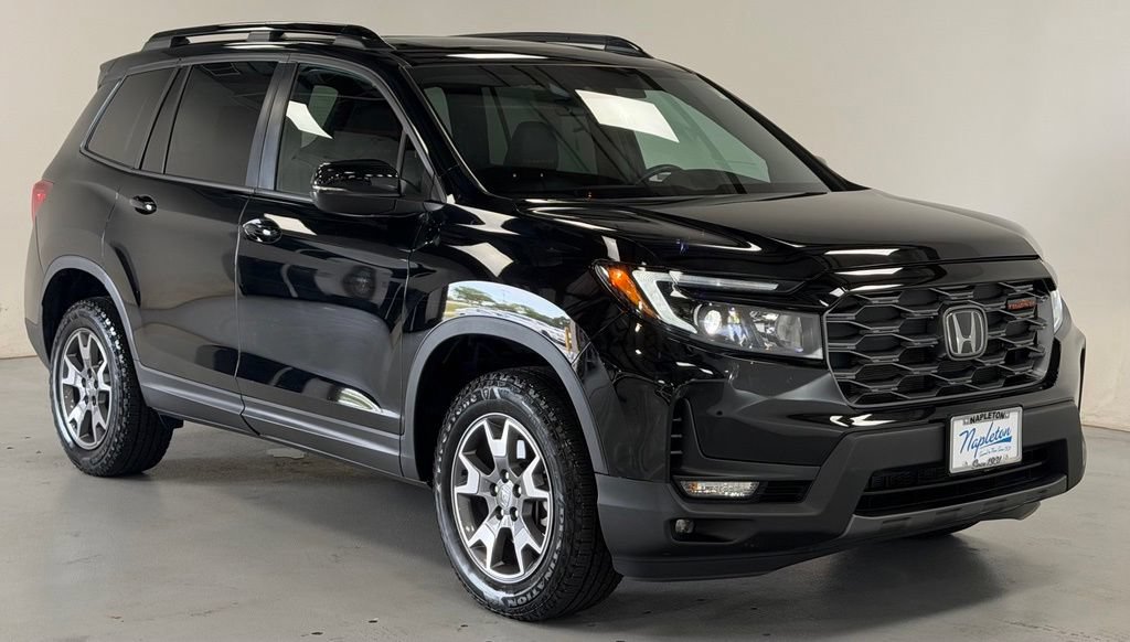 Used 2023 Honda Passport TrailSport image 6