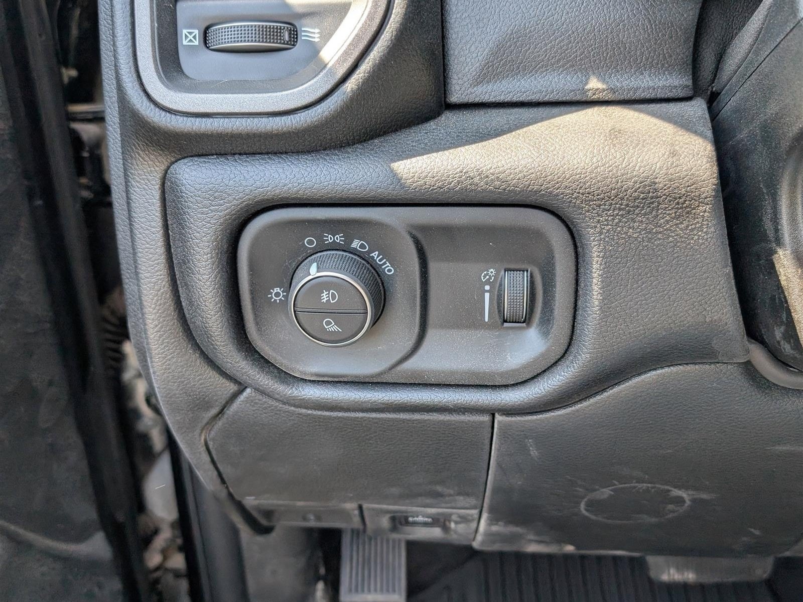 New 2025 RAM 2500 Tradesman AWD/4WD image 16
