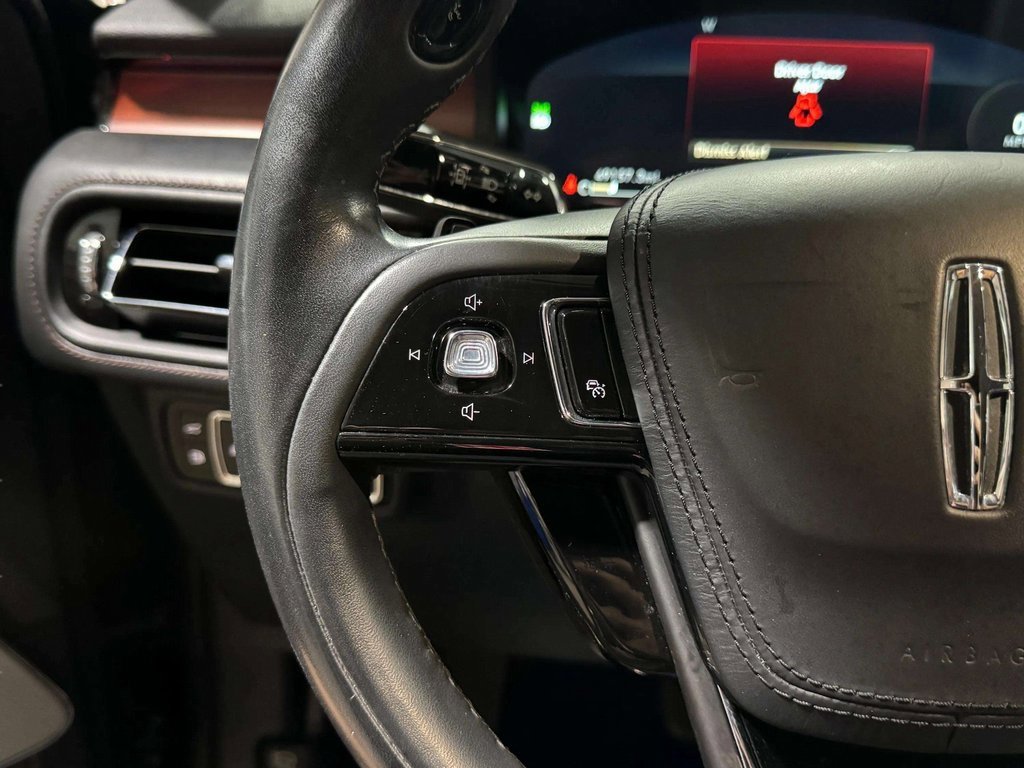 Certified 2022 Lincoln Aviator Grand Touring w/ Equipment Group 301A image 12