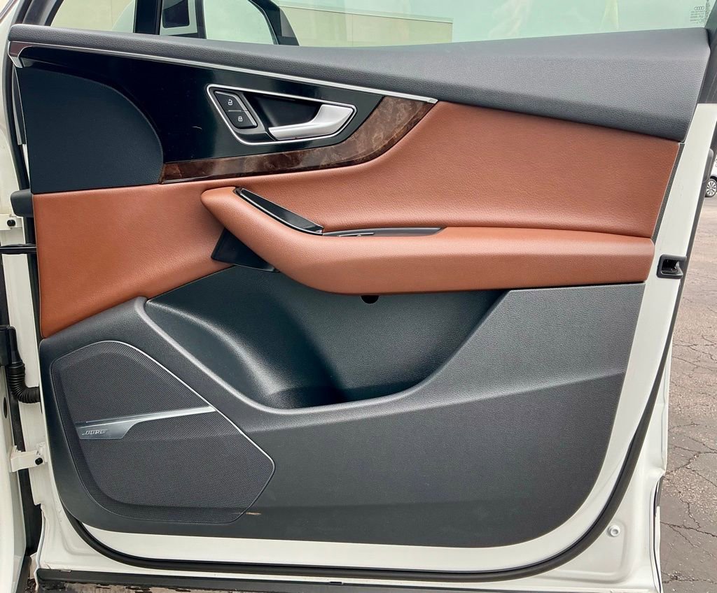 Used 2019 Audi Q7 3.0T Premium Plus w/ Premium Plus Package AWD/4WD image 23