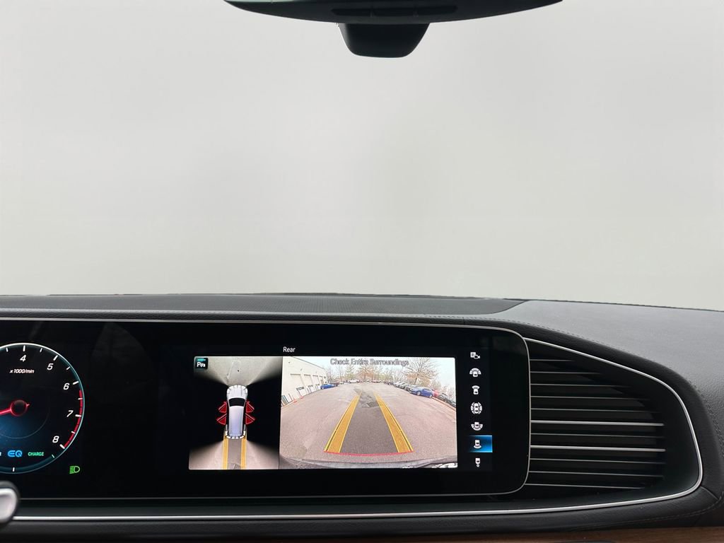 Used 2023 Mercedes-Benz GLS 450 4MATIC image 16