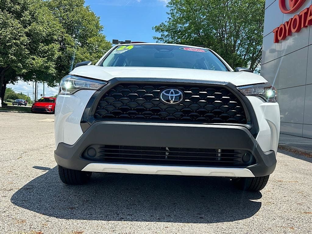 Certified 2024 Toyota Corolla Cross L FWD image 8