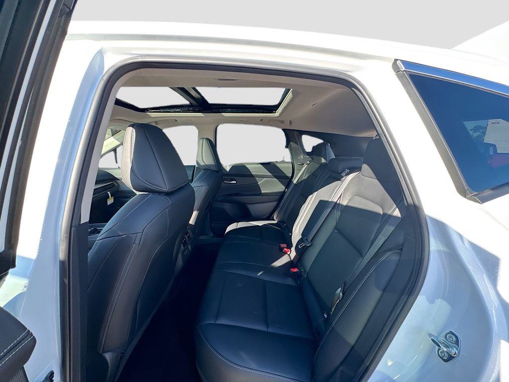 Used 2025 Nissan Murano SL image 24