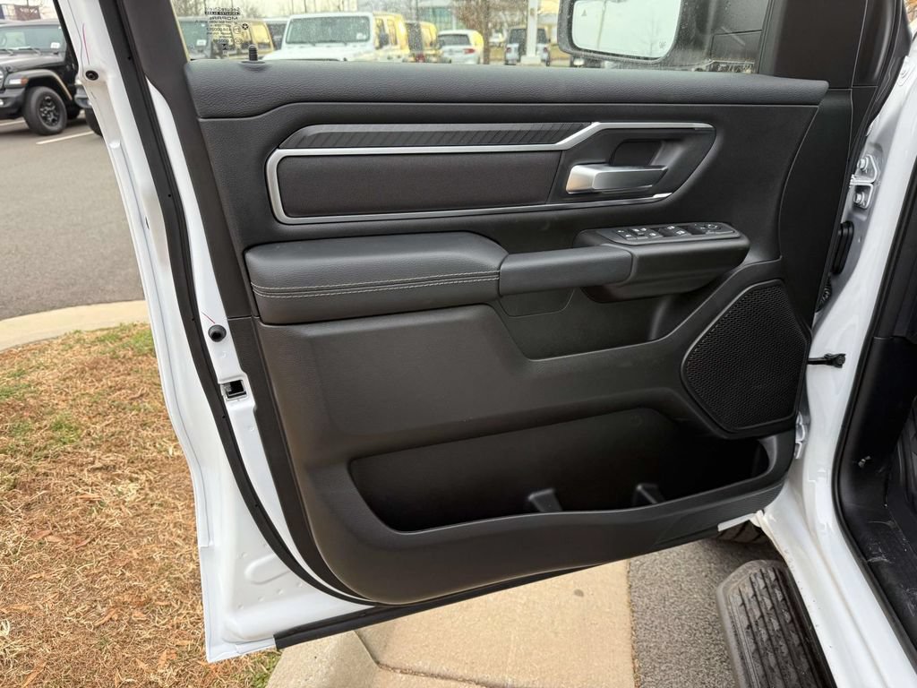 New 2026 RAM 1500 Big Horn AWD/4WD image 31