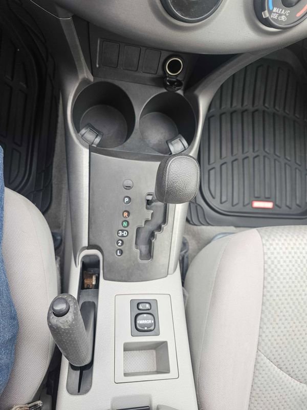 Used 2006 Toyota RAV4 4WD image 15