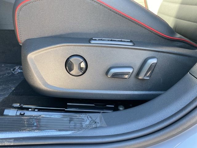 New 2026 Volkswagen GTI SE image 25