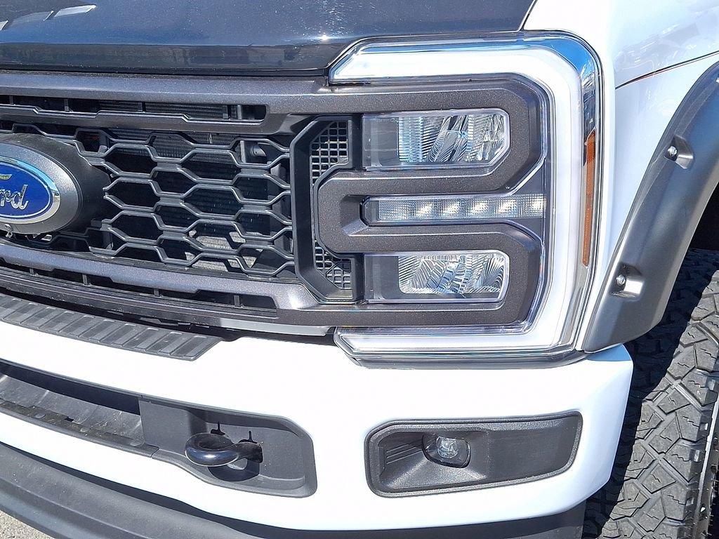 Used 2024 Ford F250 XL w/ STX Appearance Package AWD/4WD image 9
