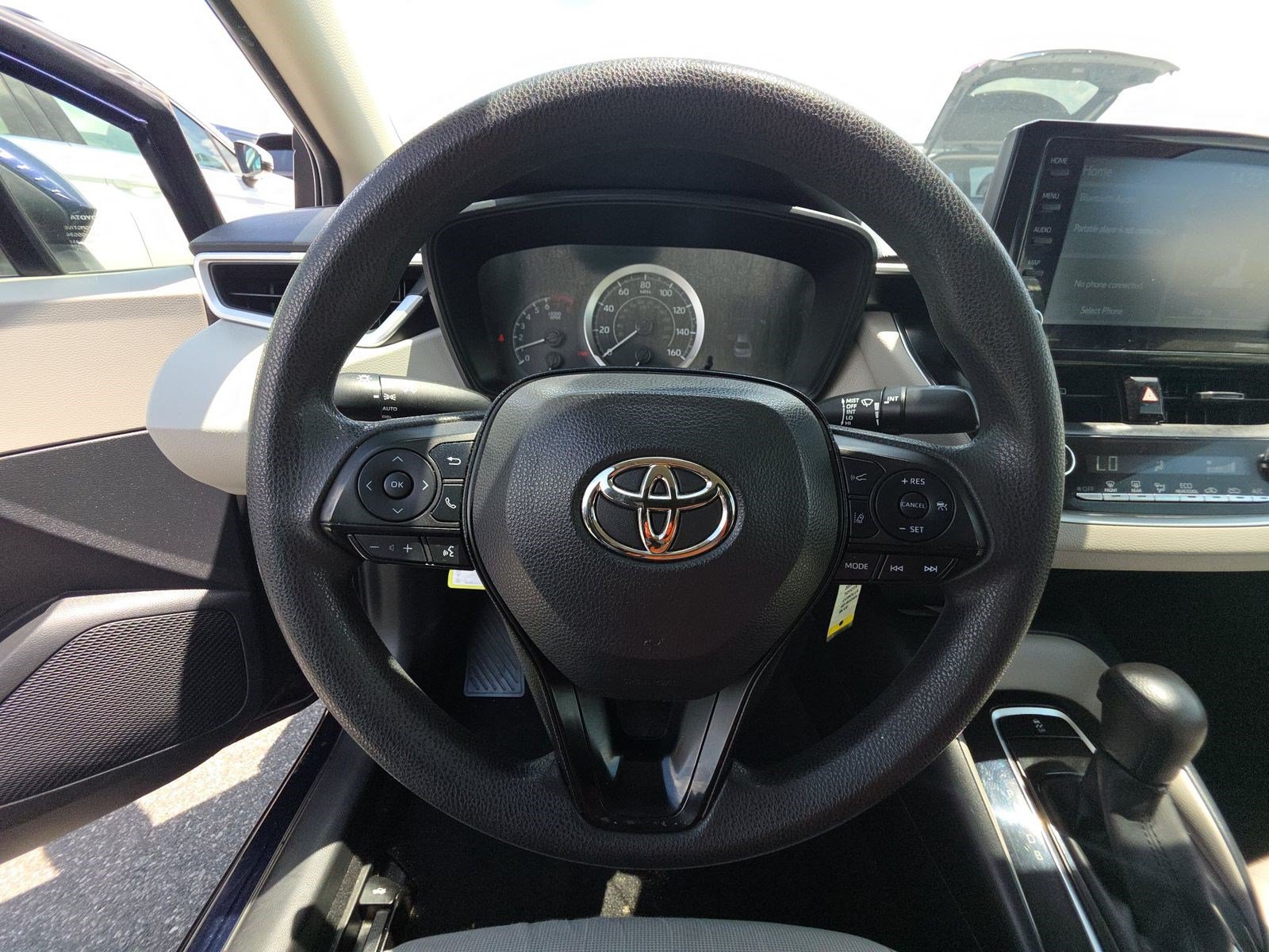 Used 2022 Toyota Corolla LE FWD image 13